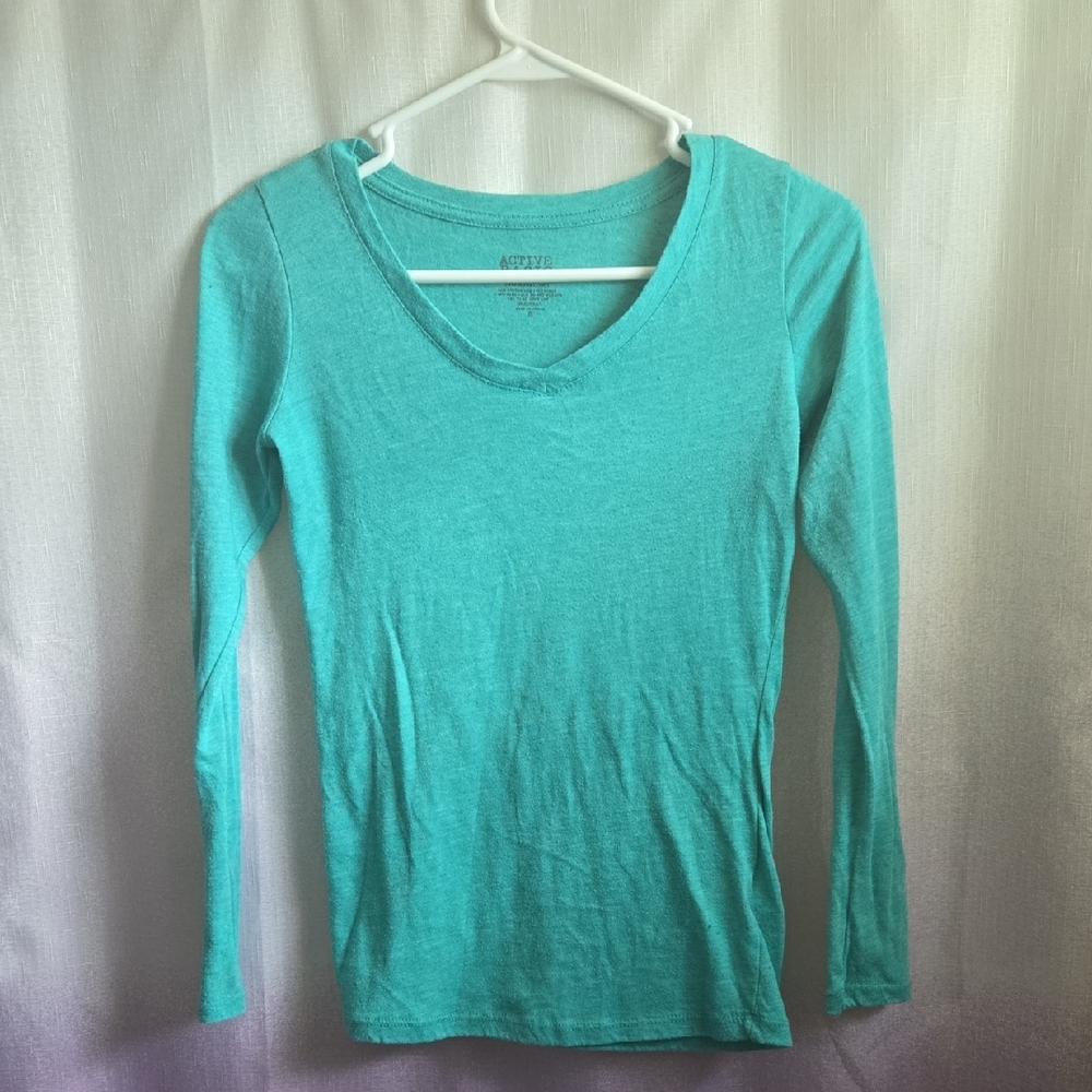 Apt. 9 Turquoise V-Neck Long Sleeve